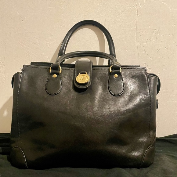 Vintage Brahmin 80s, Black Leather Doctor bag, Velour Interior, Brass Hardware - Picture 4 of 12